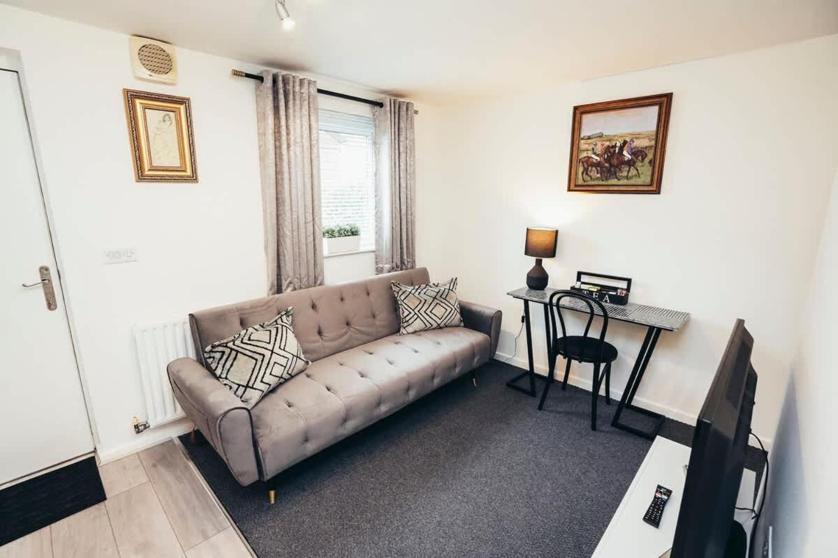 Snug 1Br Apt, Self Check In, Parking, By Derbnb Hilton  외부 사진